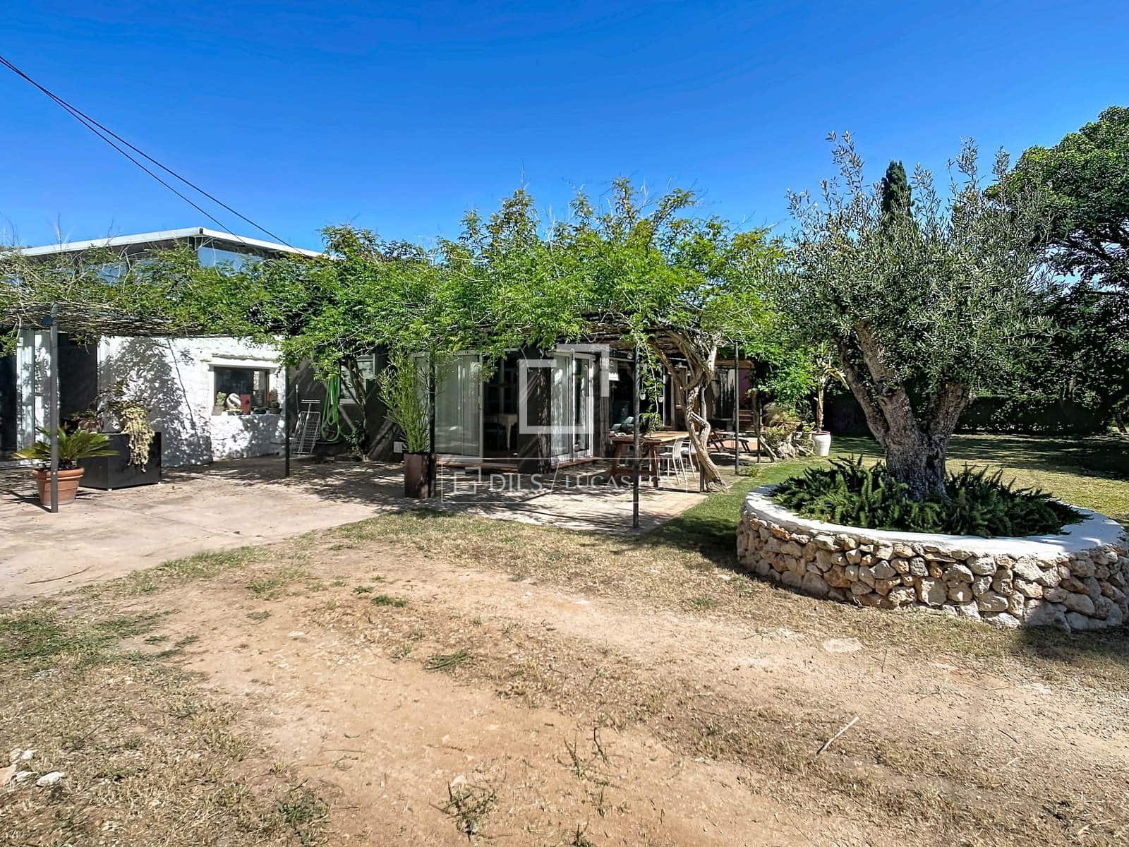 5 makuuhuone Maalaistalo myytävänä paikassa Ciutadella de Menorca mukana uima-altaan 
autotalli - 1 450 000 € (Ref: 9862450)