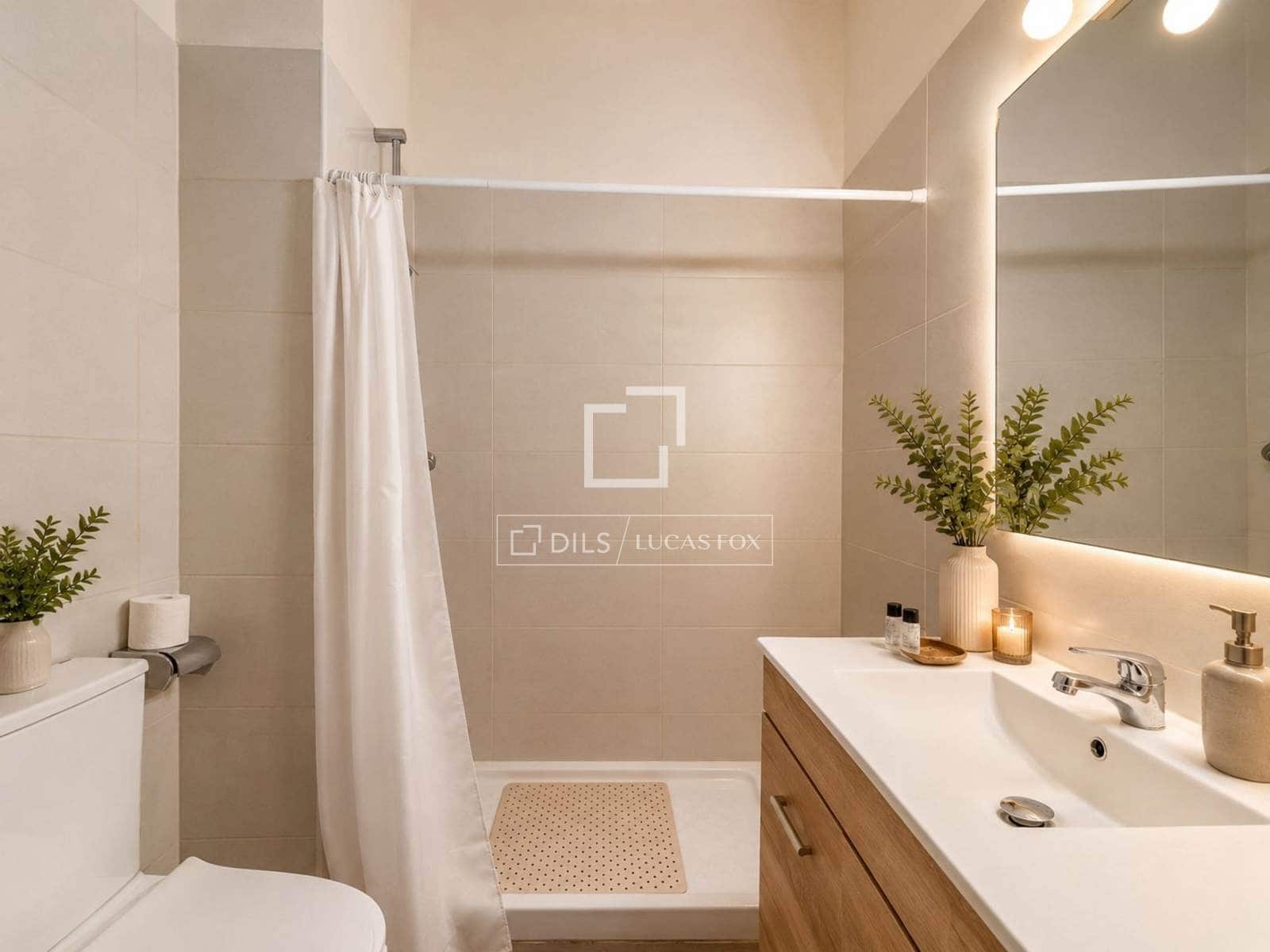 4 bedroom Apartment for sale in Barcelona city - € 430,000 (Ref: 9863538)