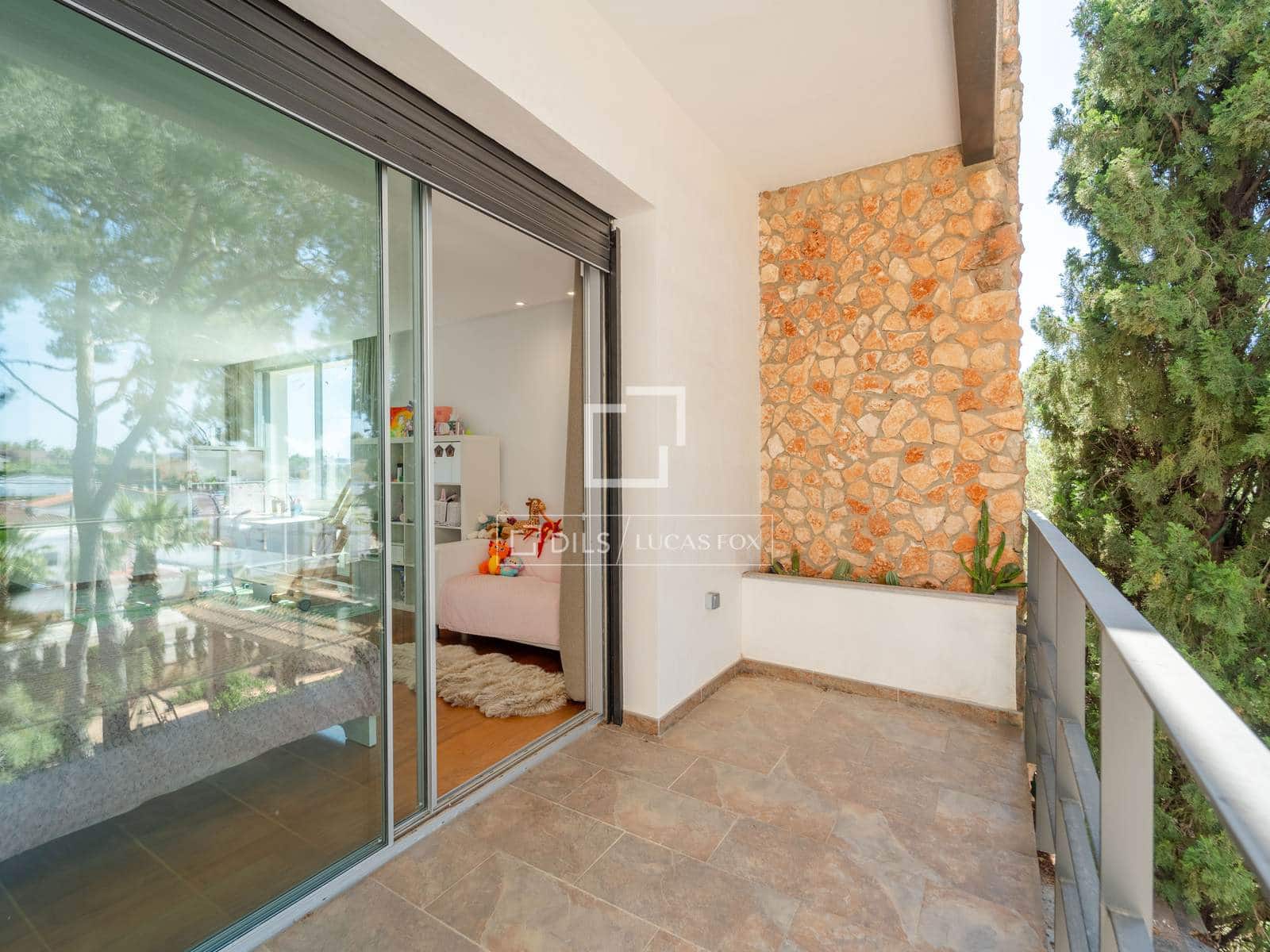 7 bedroom Villa for sale in Riba-roja de Turia with pool garage - € 825,000 (Ref: 9863539)