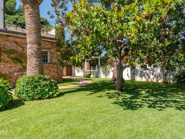 7 chambre Villa/Maison à vendre à Riba-roja de Túria avec piscine garage - 825 000 € (Ref: 9863539)