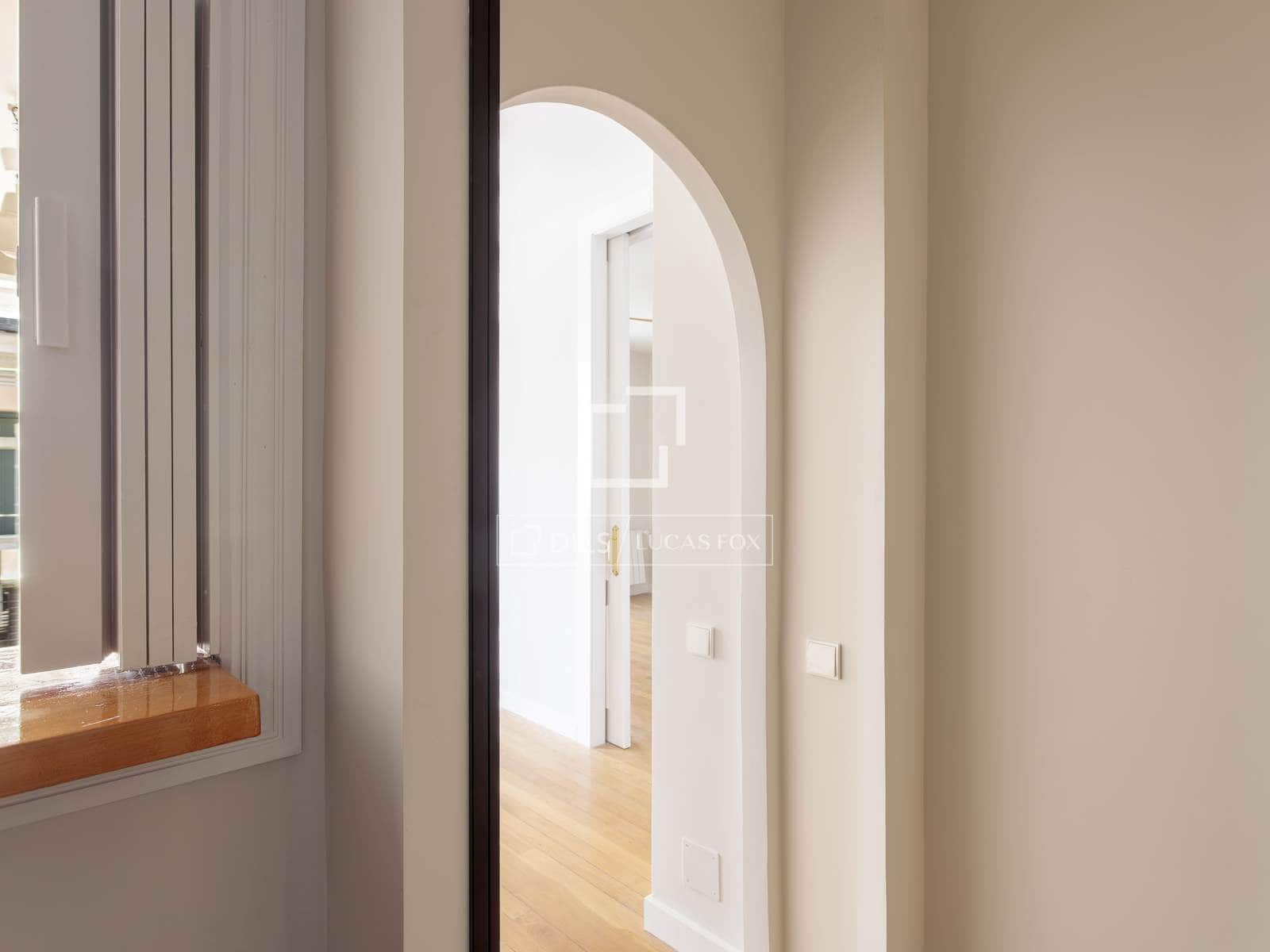 2 sovrum Lägenhet att hyra i Madrid stad - 2 200 € (Ref: 9863540)