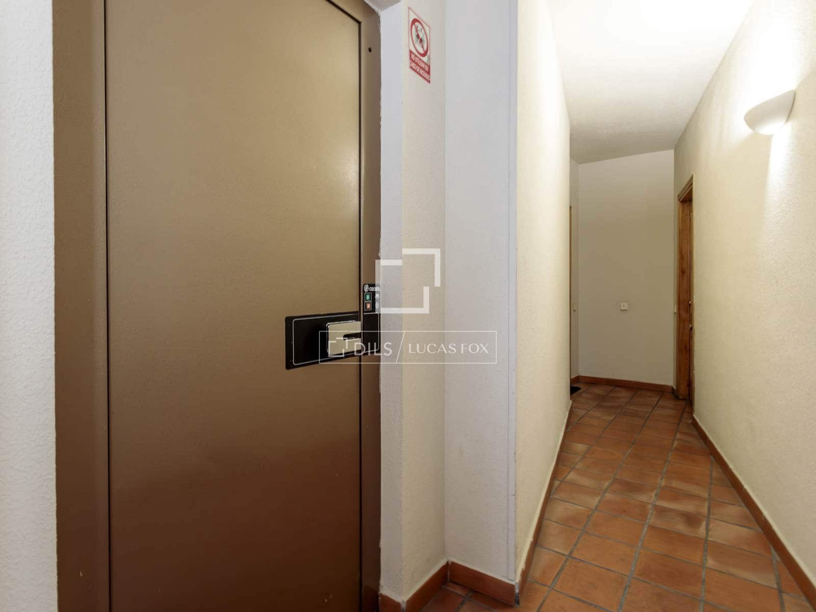 2 sovrum Lägenhet att hyra i Madrid stad - 2 200 € (Ref: 9863540)