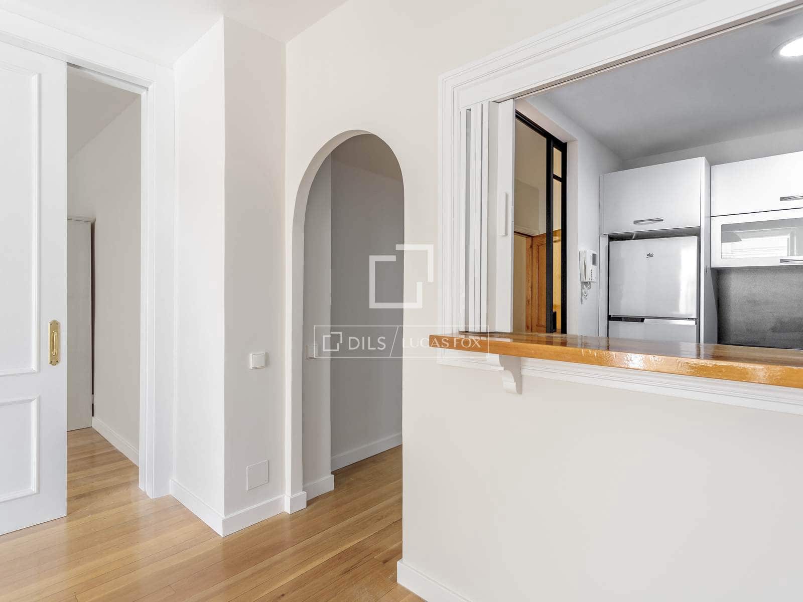 2 sovrum Lägenhet att hyra i Madrid stad - 2 200 € (Ref: 9863540)