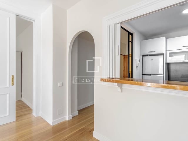 2 sypialnia Apartament do wynajęcia w Miasto Madryt - 2 200 € (Ref: 9863540)