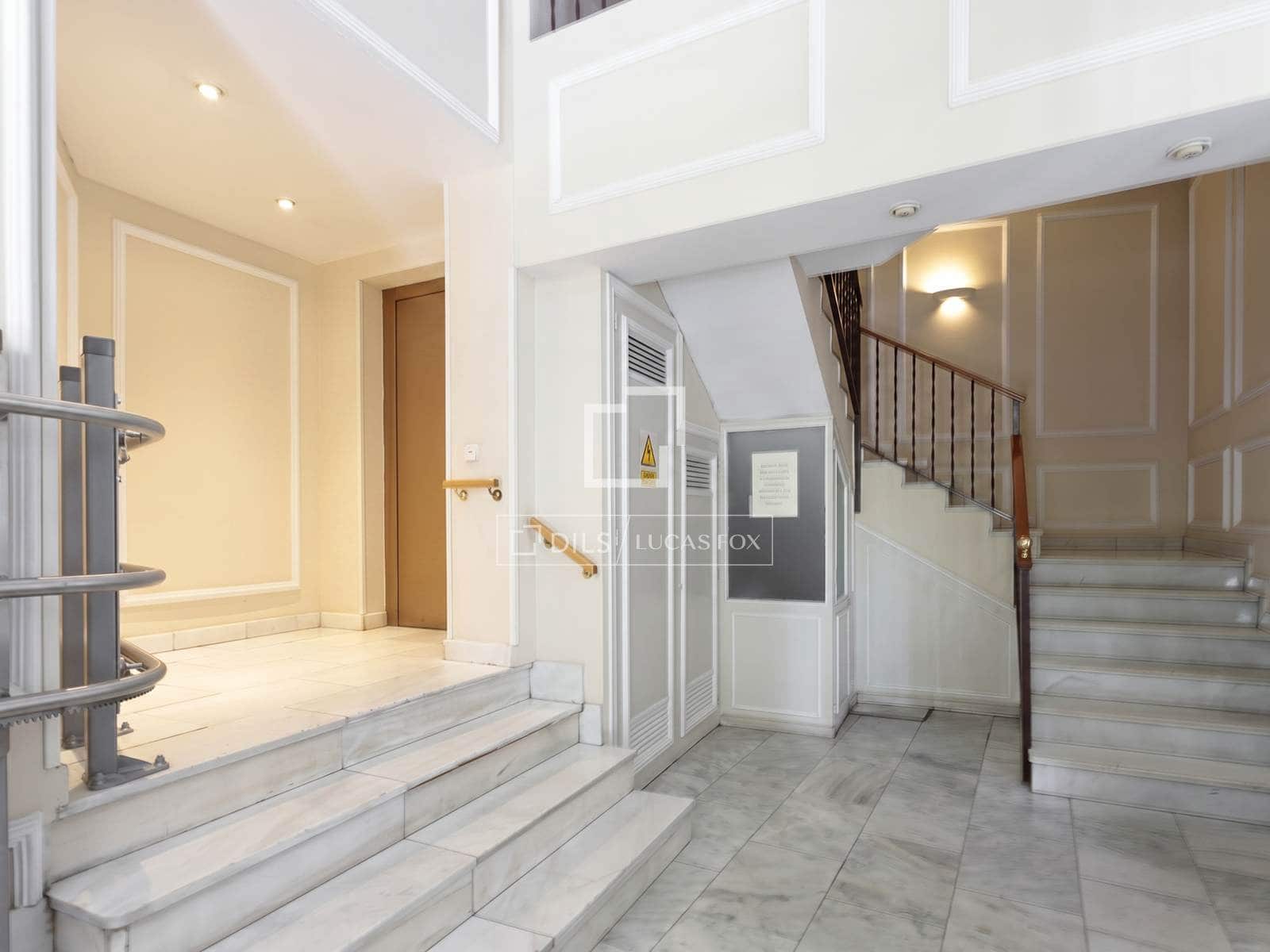 2 sovrum Lägenhet att hyra i Madrid stad - 2 200 € (Ref: 9863540)