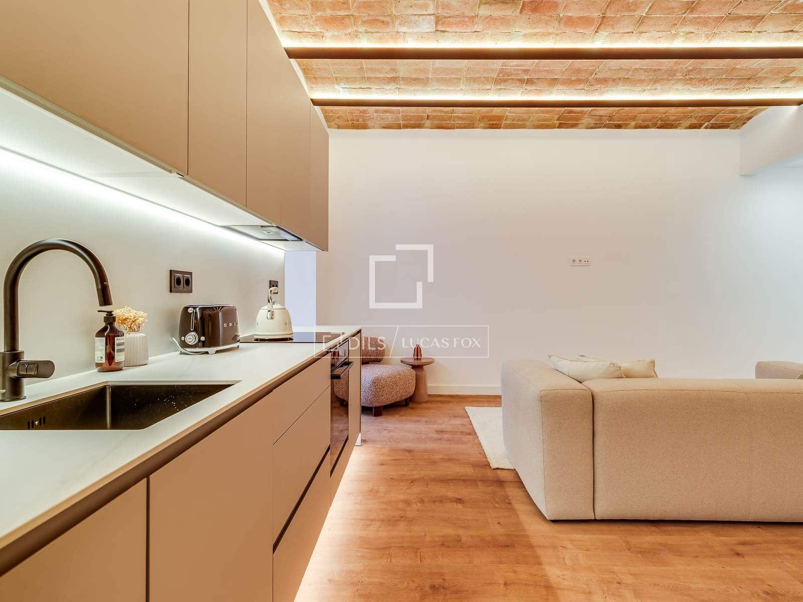 3 makuuhuone Huoneisto myytävänä paikassa Barcelona kaupunki - 730 000 € (Ref: 9863621)