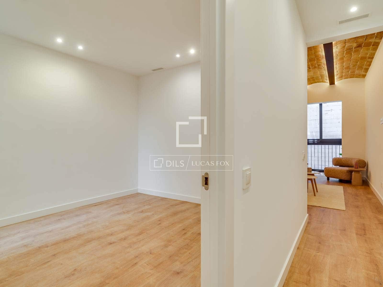 3 makuuhuone Huoneisto myytävänä paikassa Barcelona kaupunki - 730 000 € (Ref: 9863621)