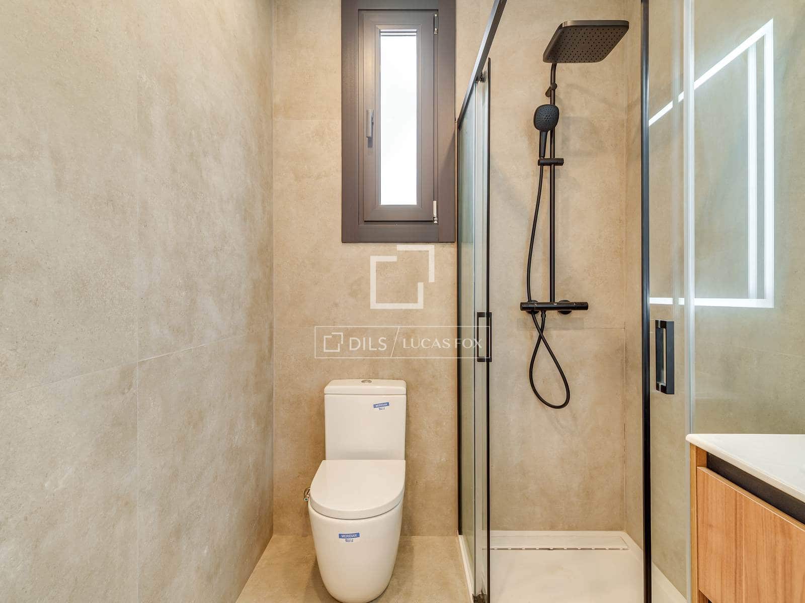 3 makuuhuone Huoneisto myytävänä paikassa Barcelona kaupunki - 730 000 € (Ref: 9863621)