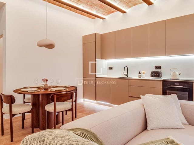 3 makuuhuone Huoneisto myytävänä paikassa Barcelona kaupunki - 730 000 € (Ref: 9863621)