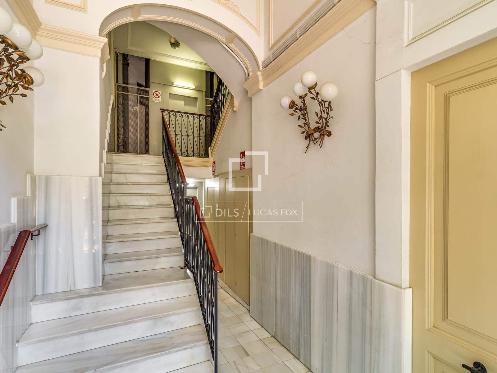3 makuuhuone Huoneisto myytävänä paikassa Barcelona kaupunki - 730 000 € (Ref: 9863621)