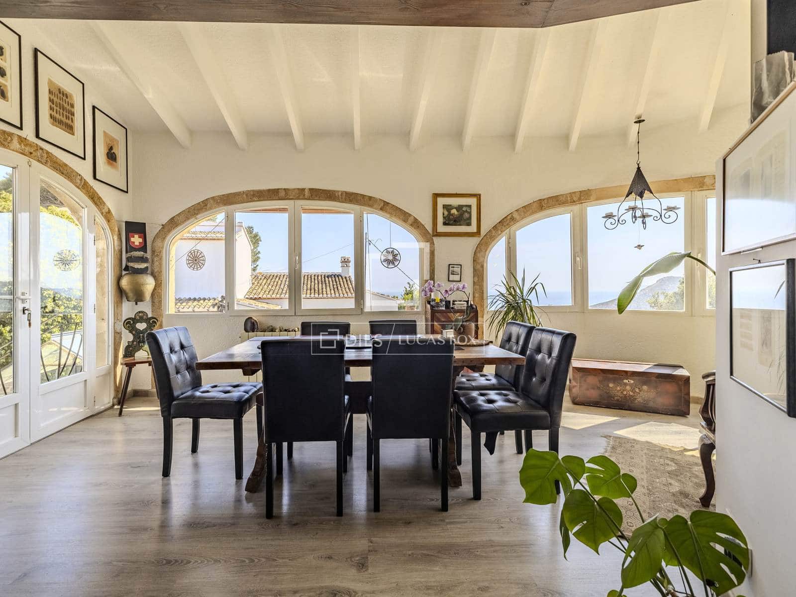 5 Zimmer Villa zu verkaufen in Javea / Xabia mit Pool Garage - 1.340.000 € (Ref: 9863622)