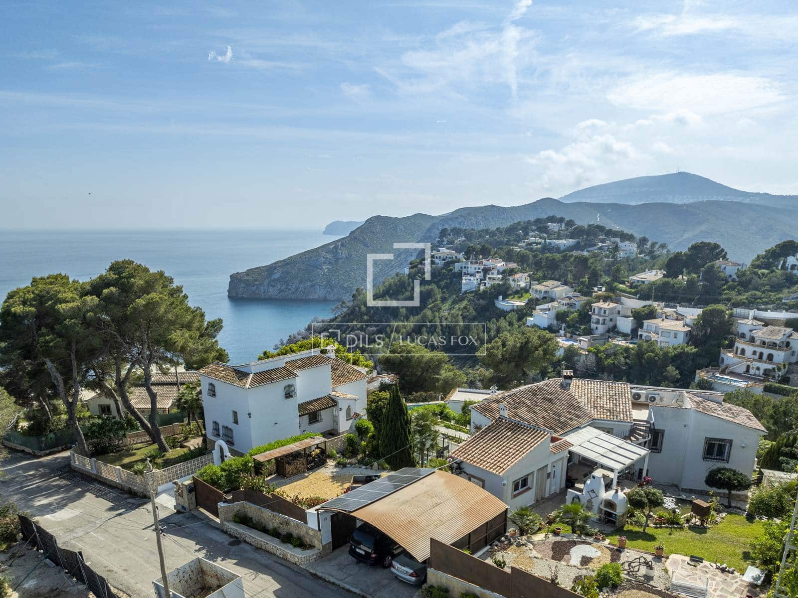 5 Zimmer Villa zu verkaufen in Javea / Xabia mit Pool Garage - 1.340.000 € (Ref: 9863622)