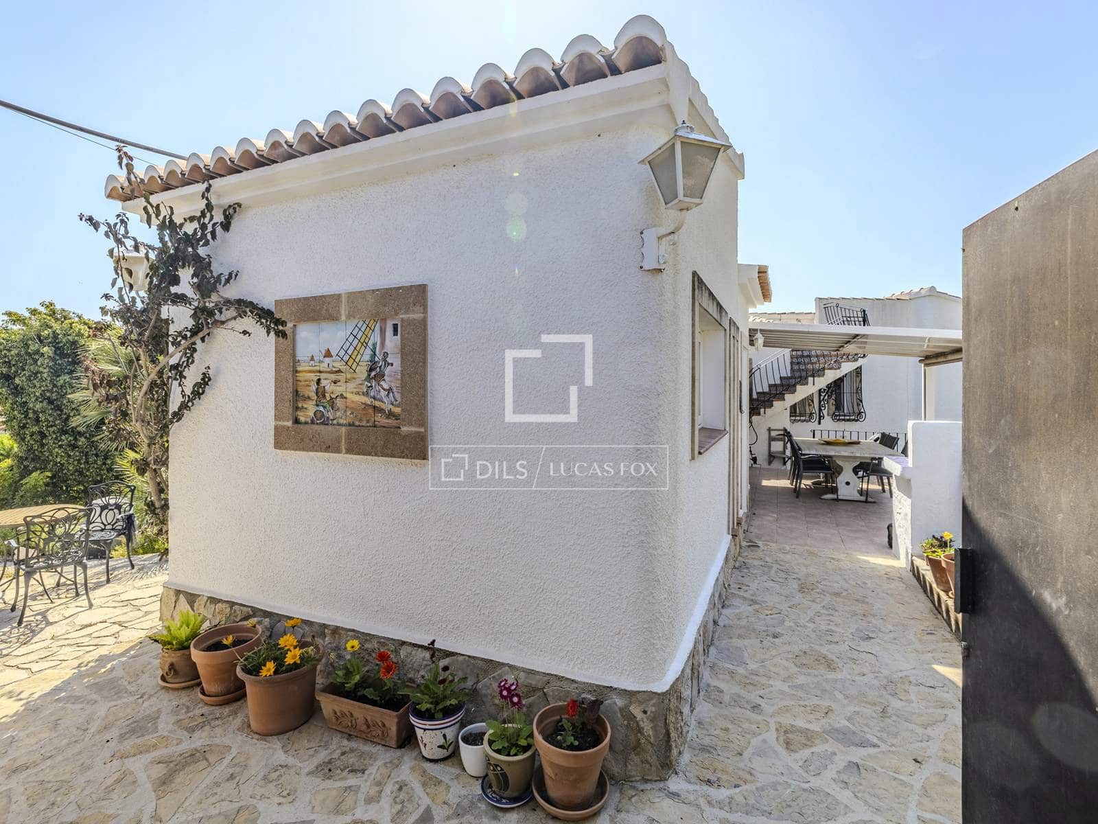 5 Zimmer Villa zu verkaufen in Javea / Xabia mit Pool Garage - 1.340.000 € (Ref: 9863622)