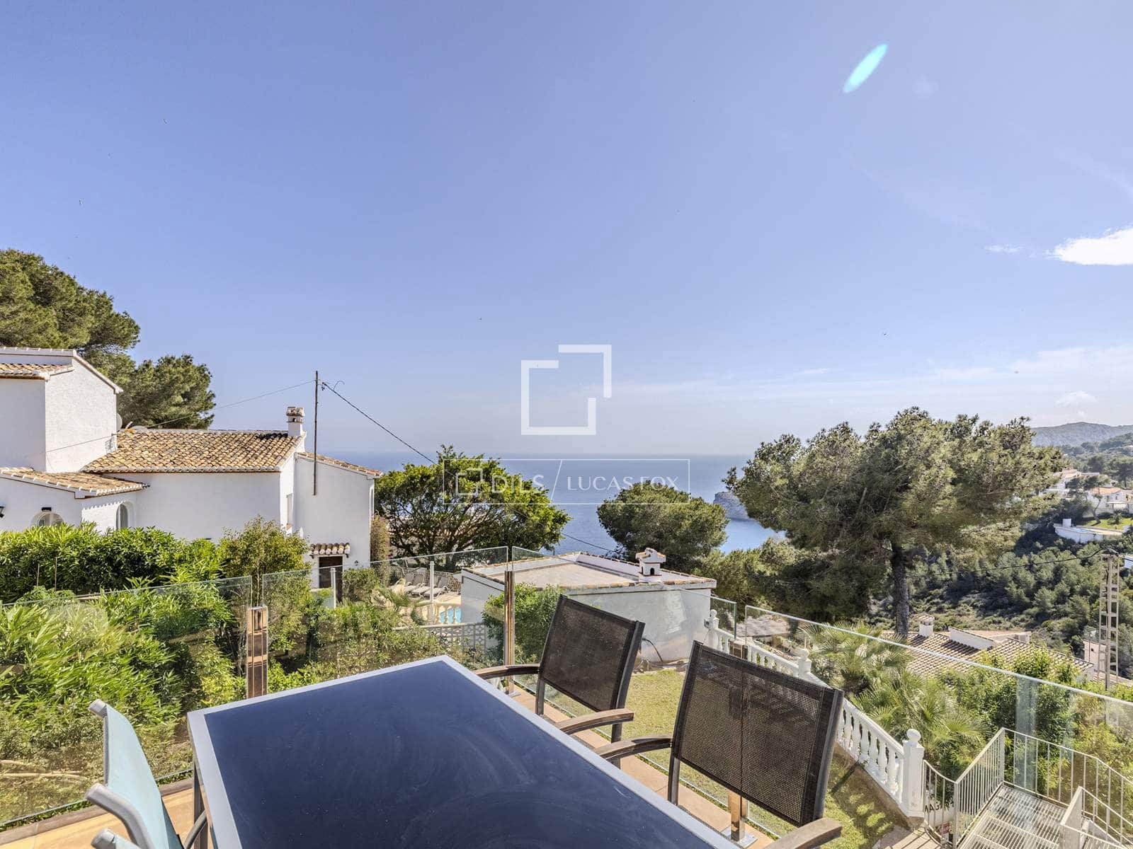 5 Zimmer Villa zu verkaufen in Javea / Xabia mit Pool Garage - 1.340.000 € (Ref: 9863622)