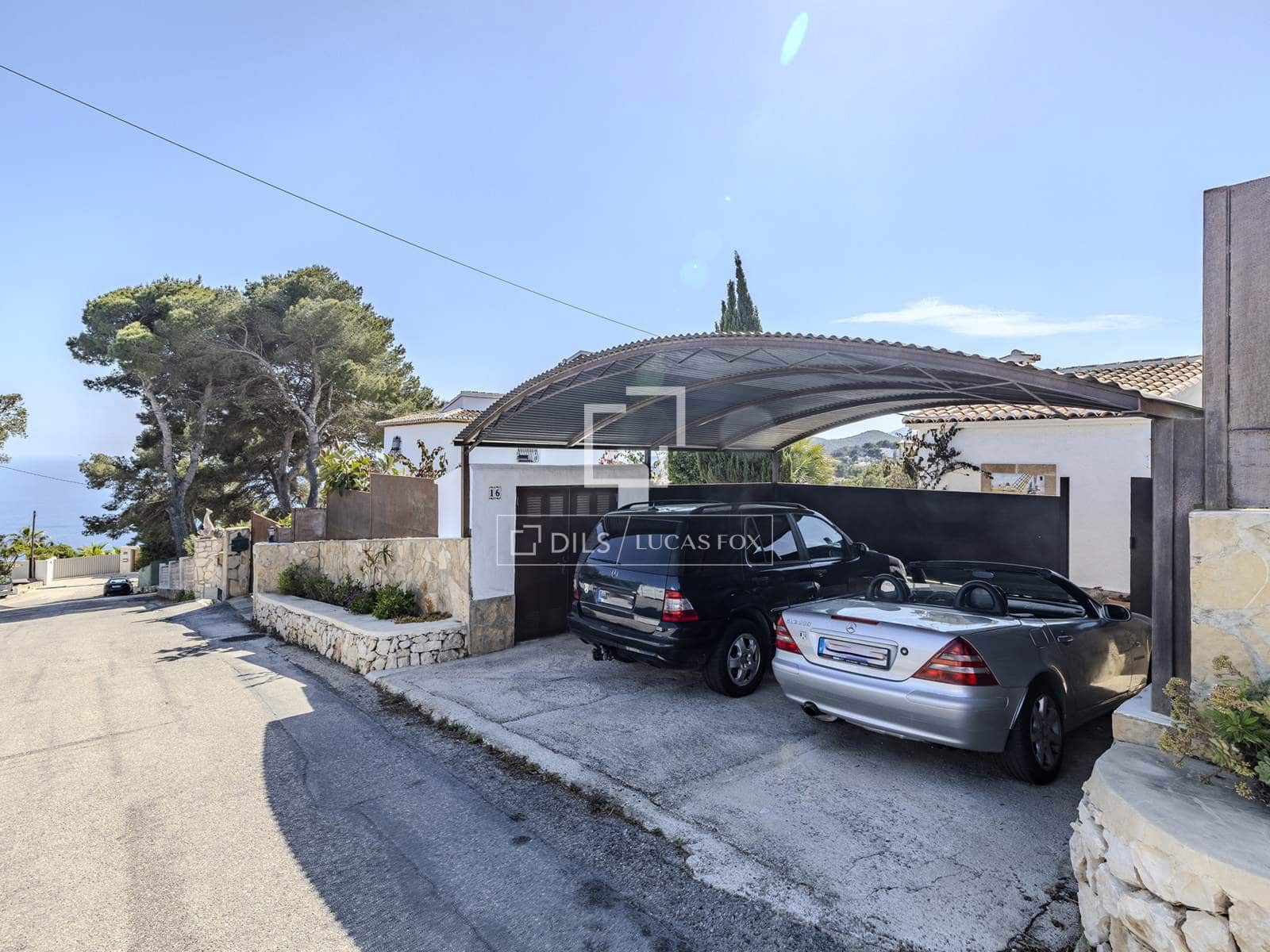 5 Zimmer Villa zu verkaufen in Javea / Xabia mit Pool Garage - 1.340.000 € (Ref: 9863622)