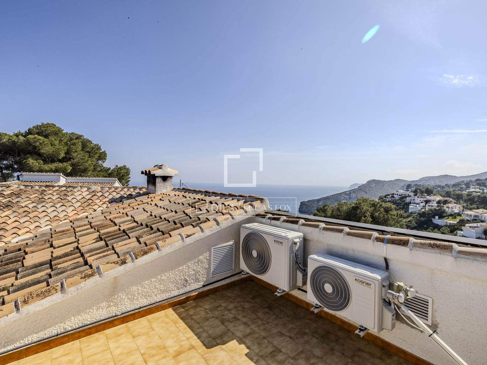 5 Zimmer Villa zu verkaufen in Javea / Xabia mit Pool Garage - 1.340.000 € (Ref: 9863622)