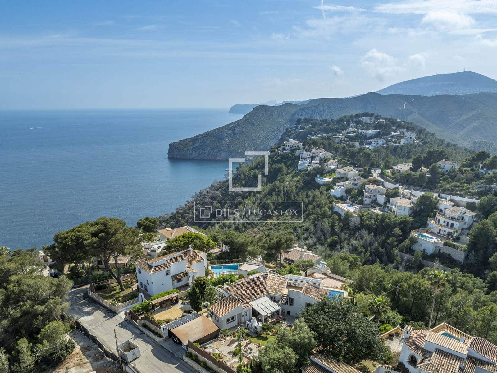 5 Zimmer Villa zu verkaufen in Javea / Xabia mit Pool Garage - 1.340.000 € (Ref: 9863622)