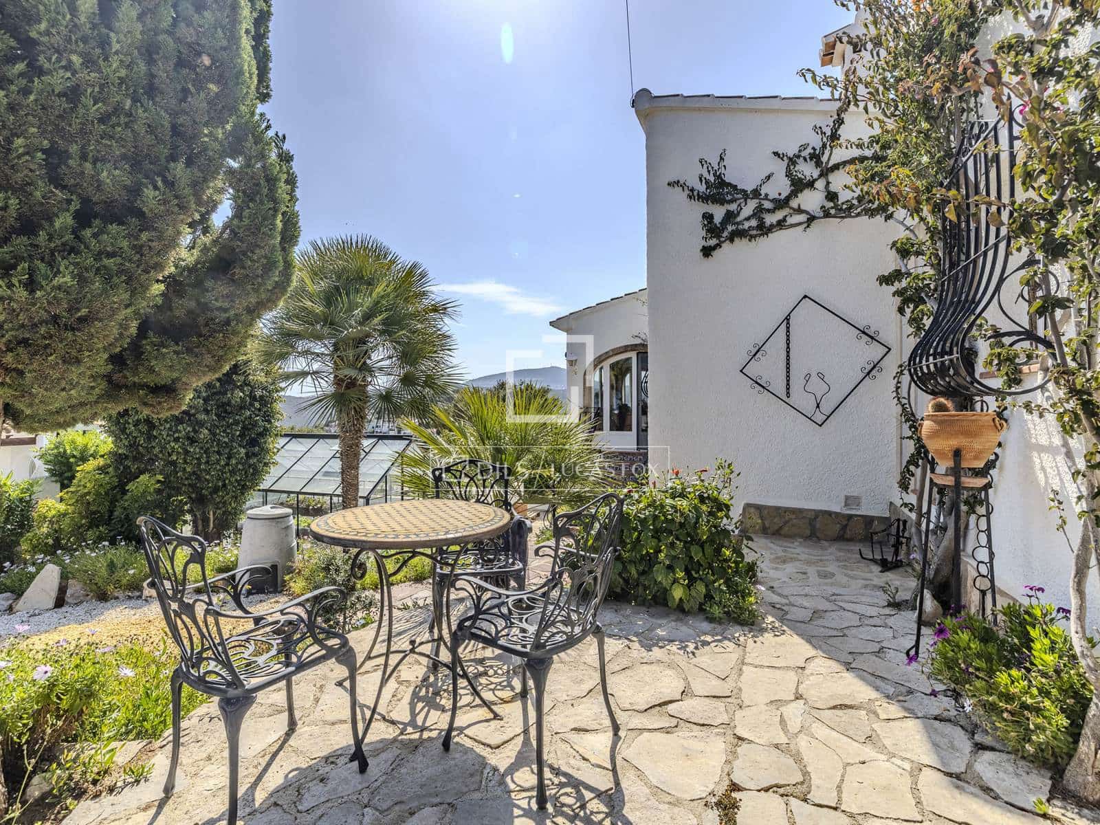 5 Zimmer Villa zu verkaufen in Javea / Xabia mit Pool Garage - 1.340.000 € (Ref: 9863622)