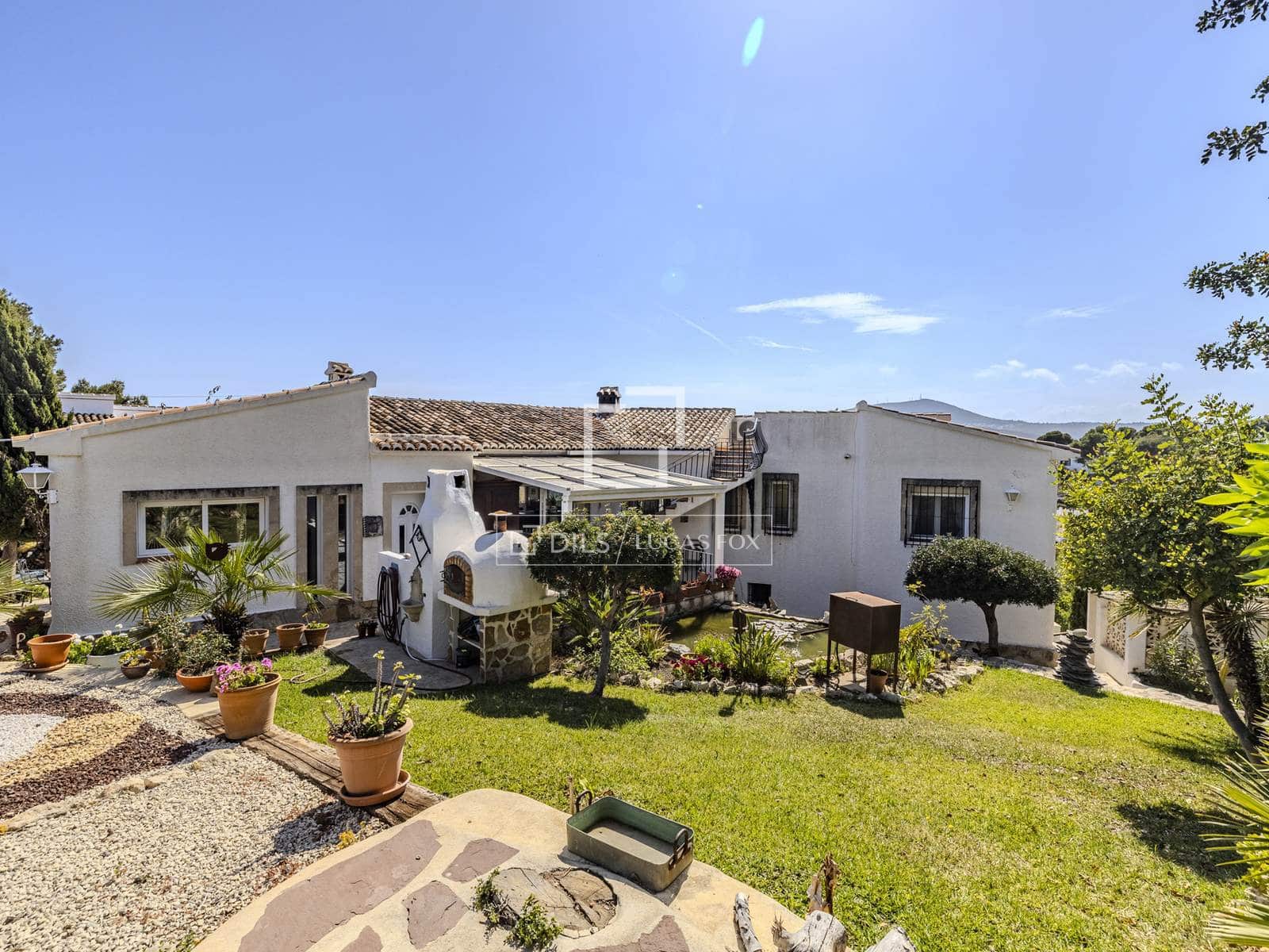 5 Zimmer Villa zu verkaufen in Javea / Xabia mit Pool Garage - 1.340.000 € (Ref: 9863622)