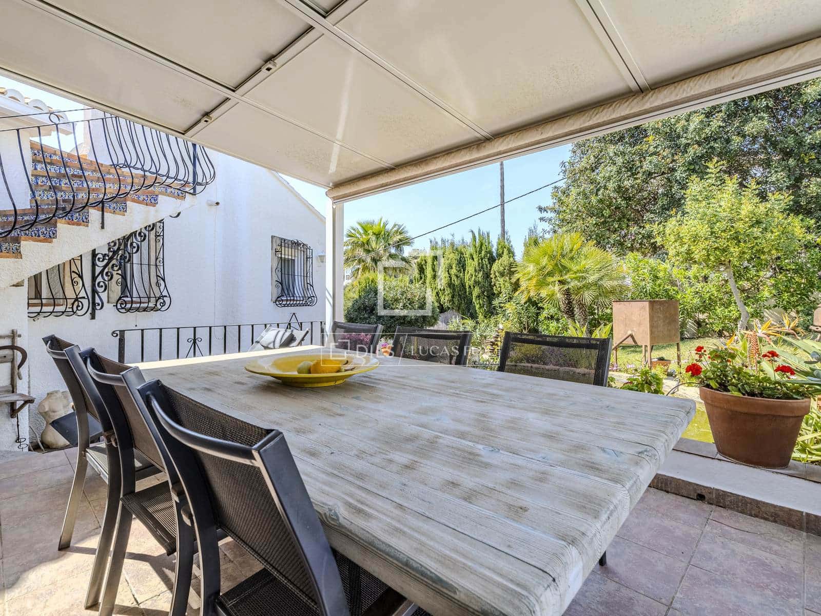 5 Zimmer Villa zu verkaufen in Javea / Xabia mit Pool Garage - 1.340.000 € (Ref: 9863622)