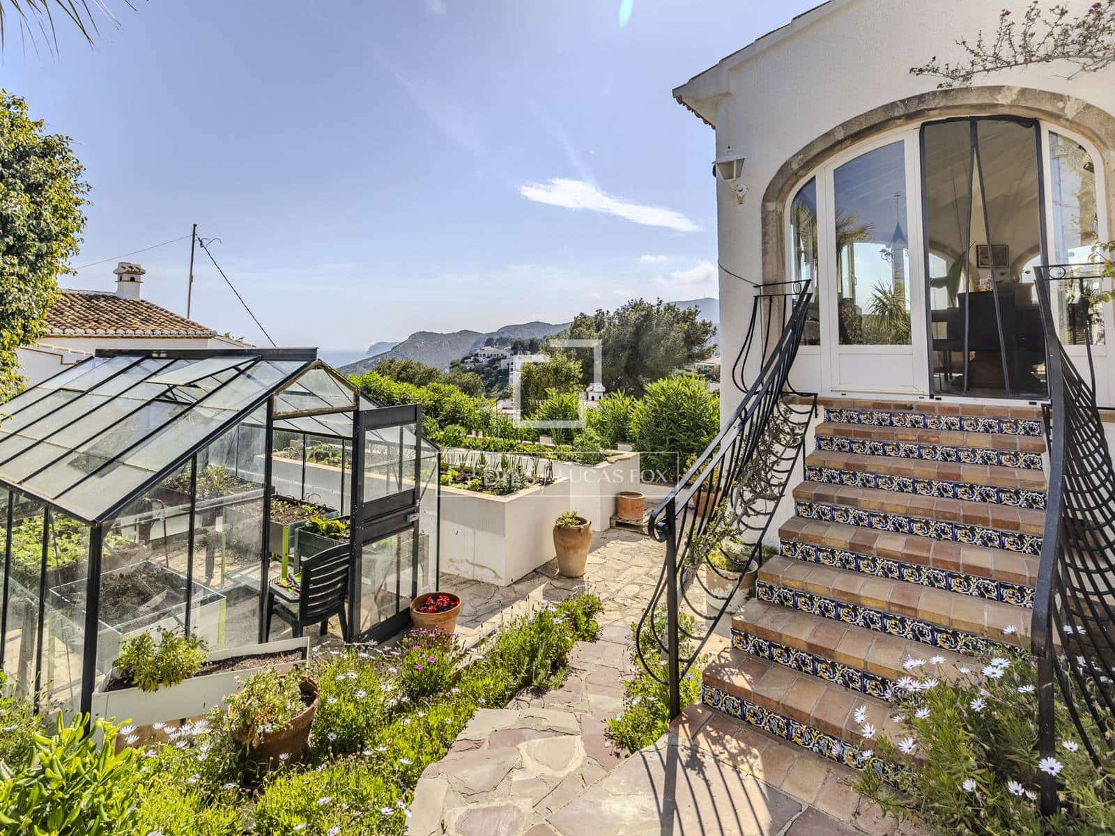 5 Zimmer Villa zu verkaufen in Javea / Xabia mit Pool Garage - 1.340.000 € (Ref: 9863622)