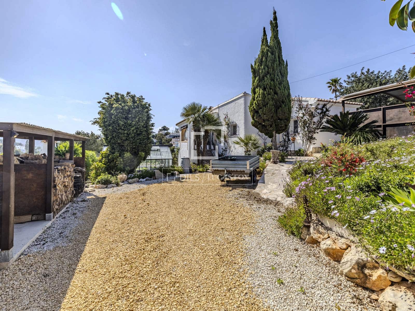 5 Zimmer Villa zu verkaufen in Javea / Xabia mit Pool Garage - 1.340.000 € (Ref: 9863622)
