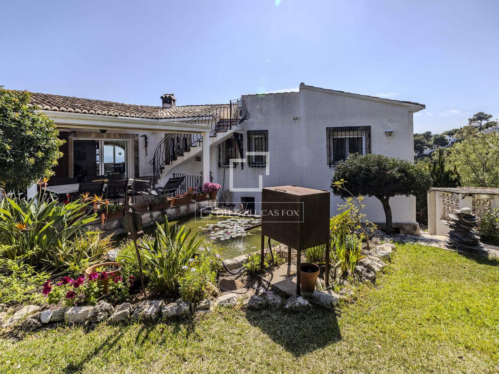 5 Zimmer Villa zu verkaufen in Javea / Xabia mit Pool Garage - 1.340.000 € (Ref: 9863622)
