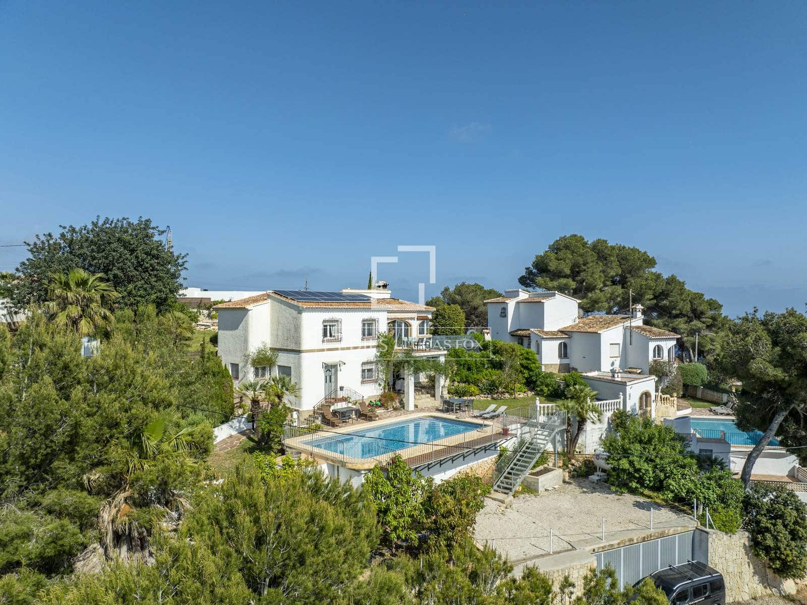 5 Zimmer Villa zu verkaufen in Javea / Xabia mit Pool Garage - 1.340.000 € (Ref: 9863622)