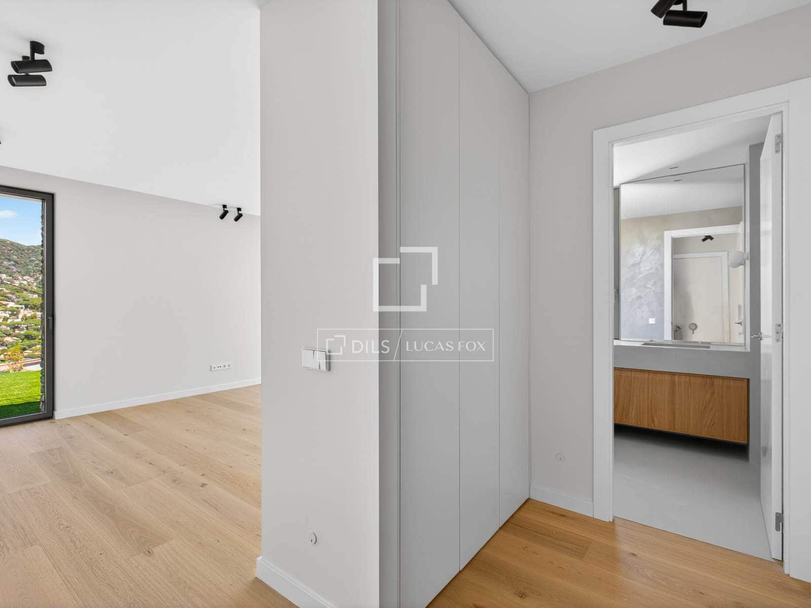 5 sypialnia Willa na sprzedaż w Cabrils z basenem garażem - 2 225 000 € (Ref: 9863623)