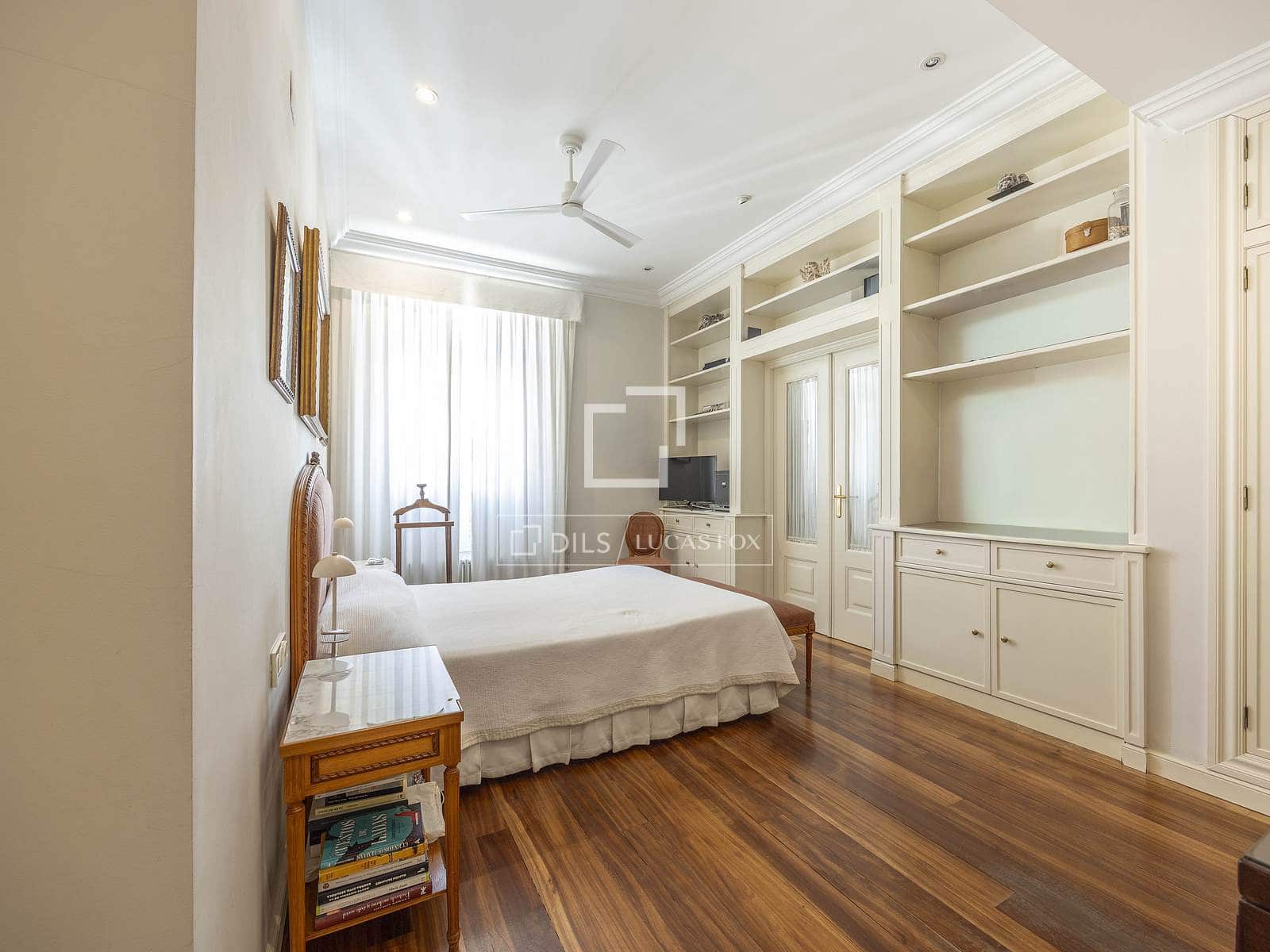 4 soverom Leilighet til leie i Valencia by - € 6 000 (Ref: 9863624)