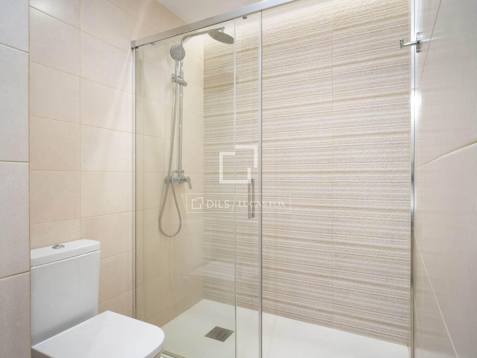 2 sypialnia Apartament na sprzedaż w Marbella z basenem garażem - 2 425 000 € (Ref: 9863748)