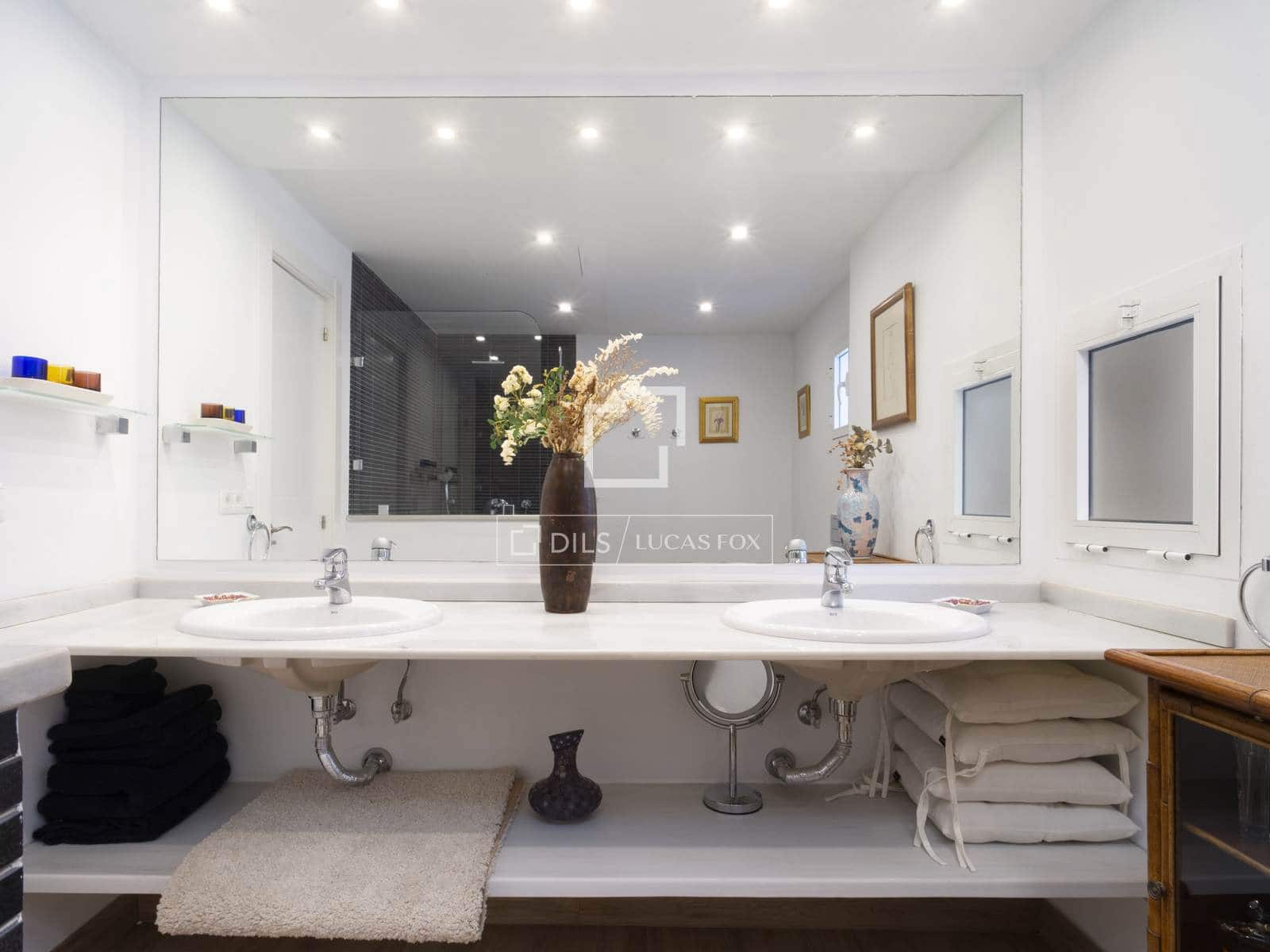 2 sypialnia Apartament na sprzedaż w Marbella z basenem garażem - 2 425 000 € (Ref: 9863748)