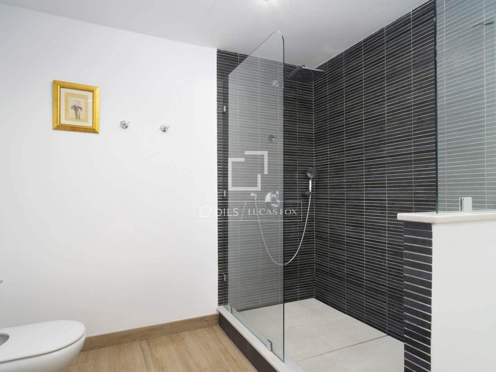 2 sypialnia Apartament na sprzedaż w Marbella z basenem garażem - 2 425 000 € (Ref: 9863748)