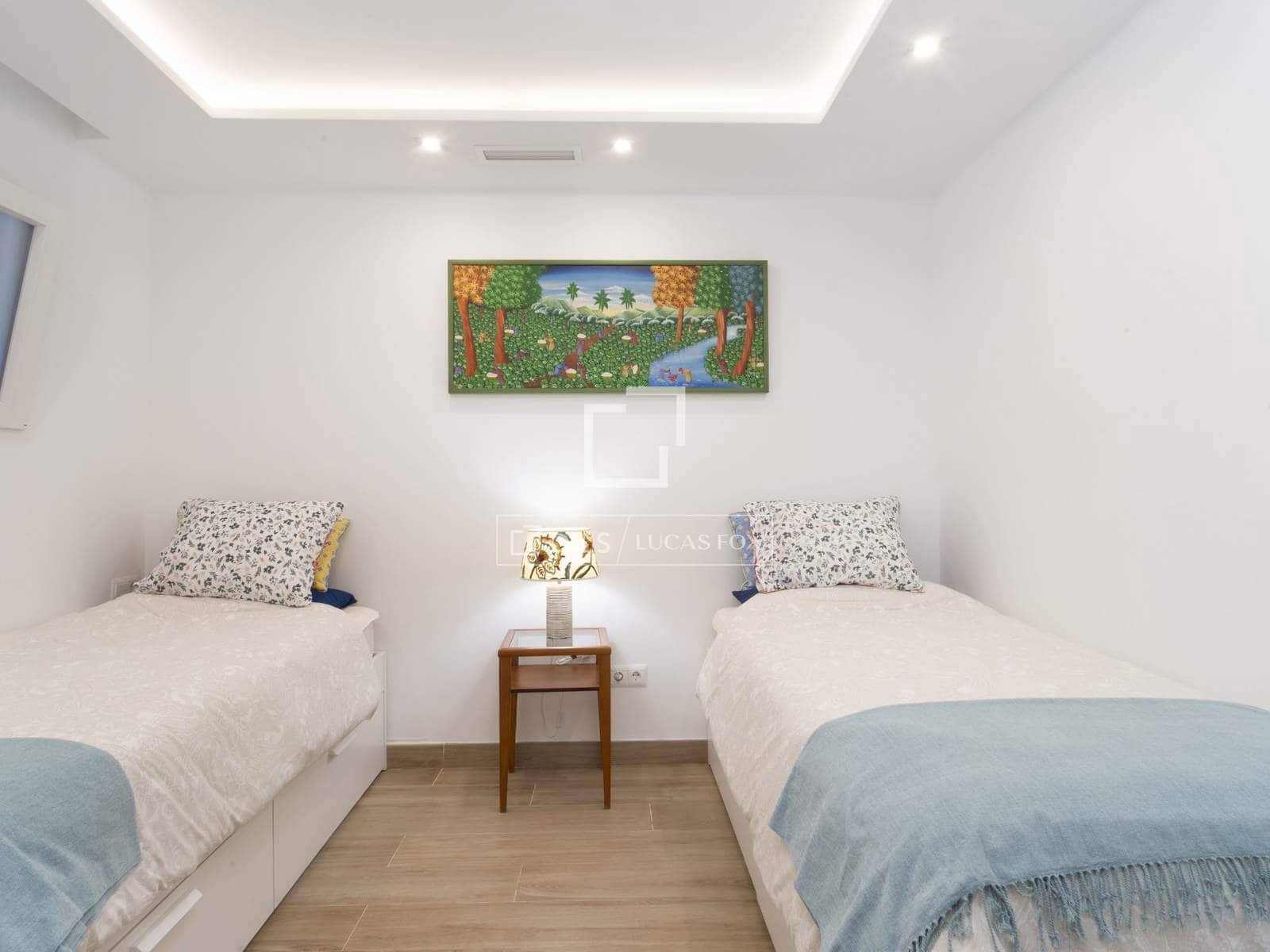 2 sypialnia Apartament na sprzedaż w Marbella z basenem garażem - 2 425 000 € (Ref: 9863748)