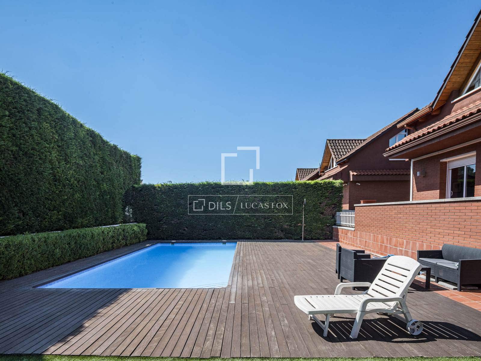 5 slaapkamer Villa te koop in Mira-Sol met zwembad garage - € 1.245.000 (Ref: 9863749)