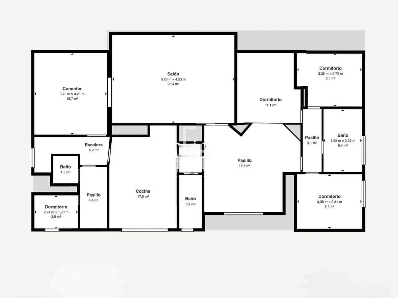 5 slaapkamer Villa te koop in Mira-Sol met zwembad garage - € 1.245.000 (Ref: 9863749)