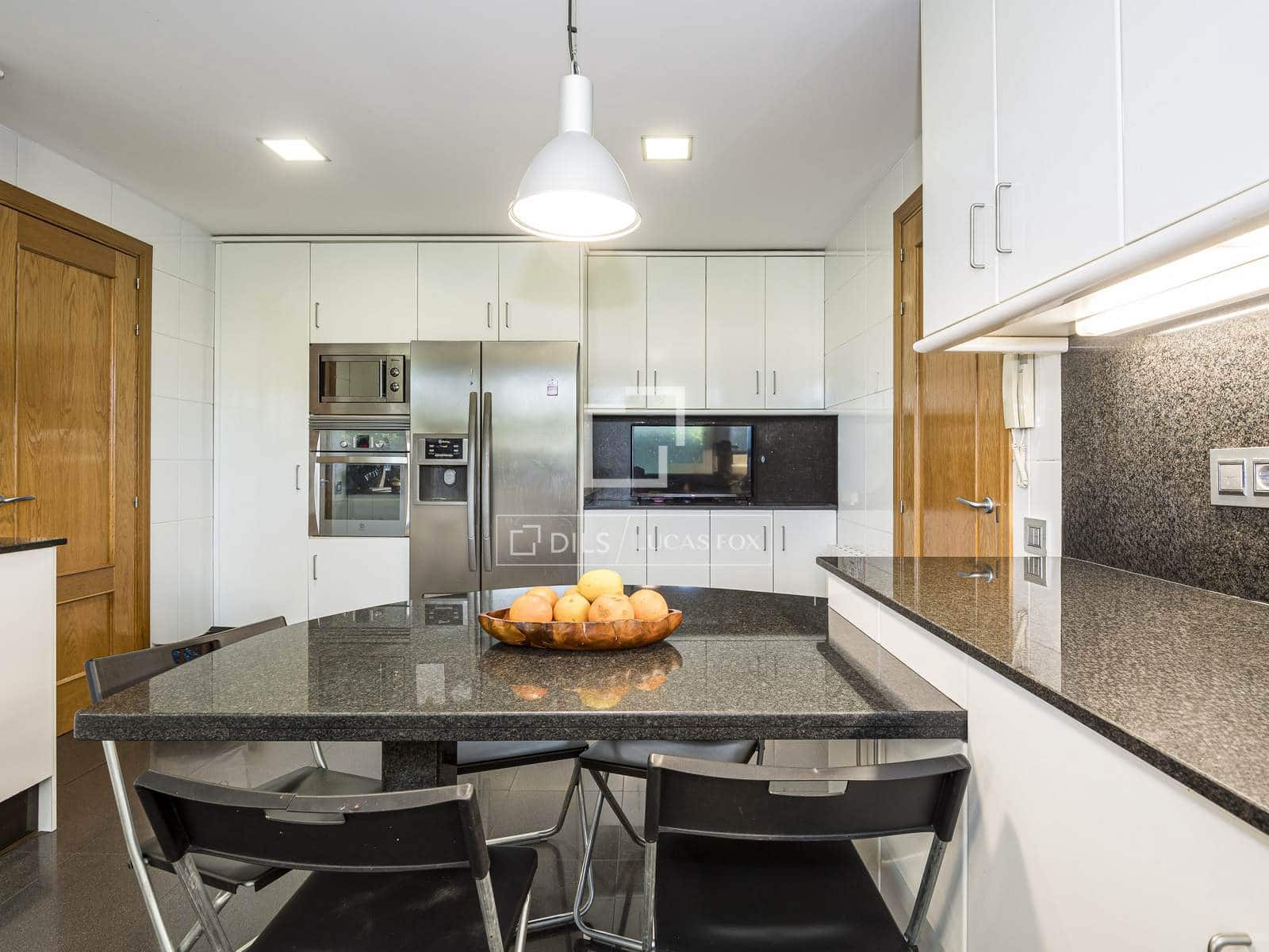 5 slaapkamer Villa te koop in Mira-Sol met zwembad garage - € 1.245.000 (Ref: 9863749)