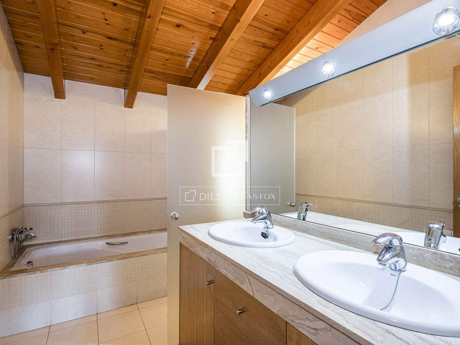 5 slaapkamer Villa te koop in Mira-Sol met zwembad garage - € 1.245.000 (Ref: 9863749)