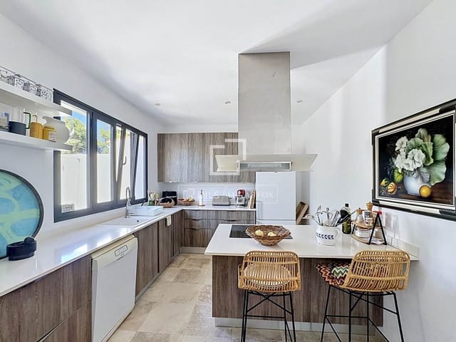 7 chambre Villa/Maison à vendre à Es Castell avec piscine garage - 1 985 000 € (Ref: 9863751)