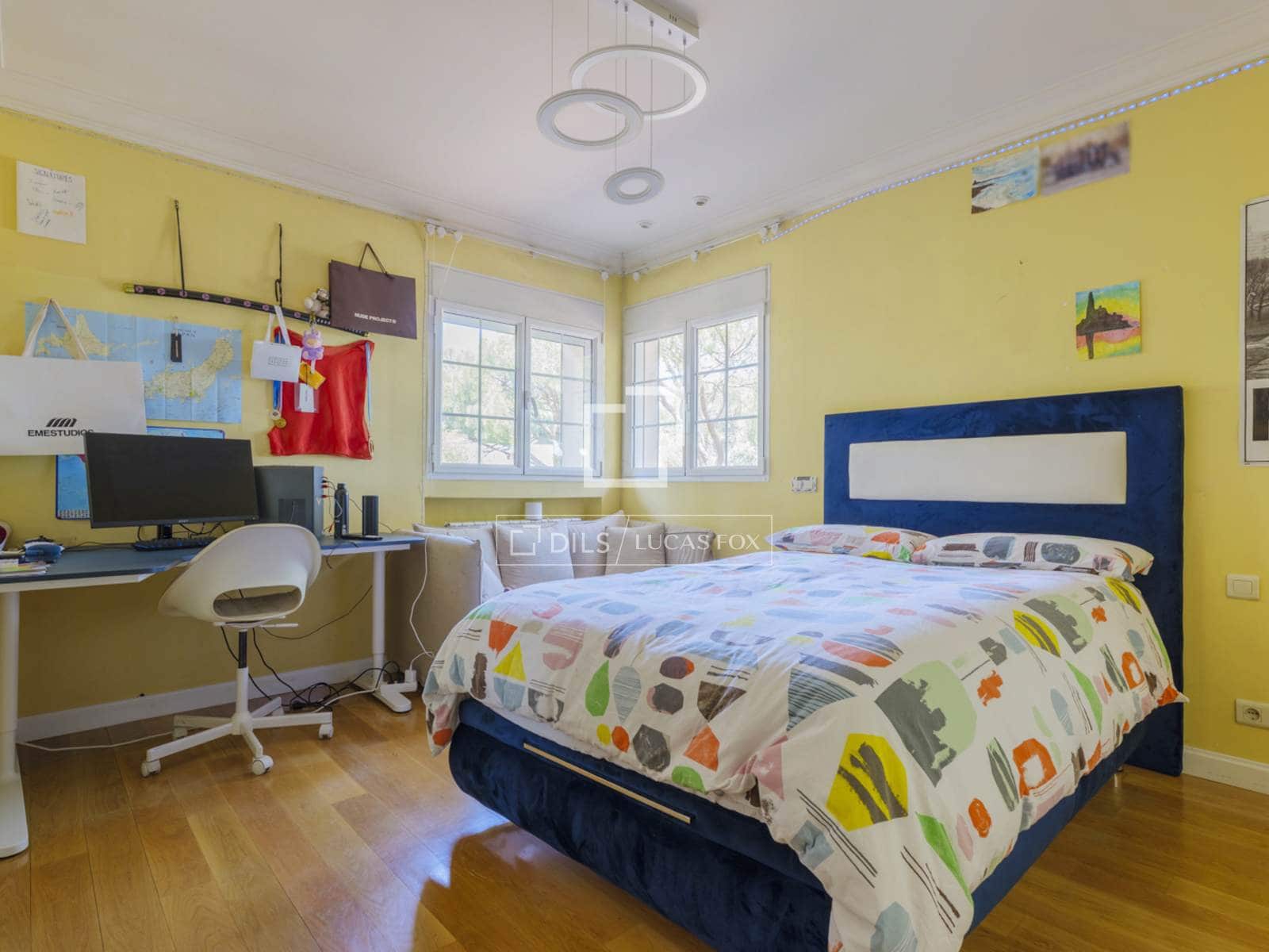 7 sypialnia Willa na sprzedaż w Pozuelo de Alarcon z basenem garażem - 3 900 000 € (Ref: 9863752)