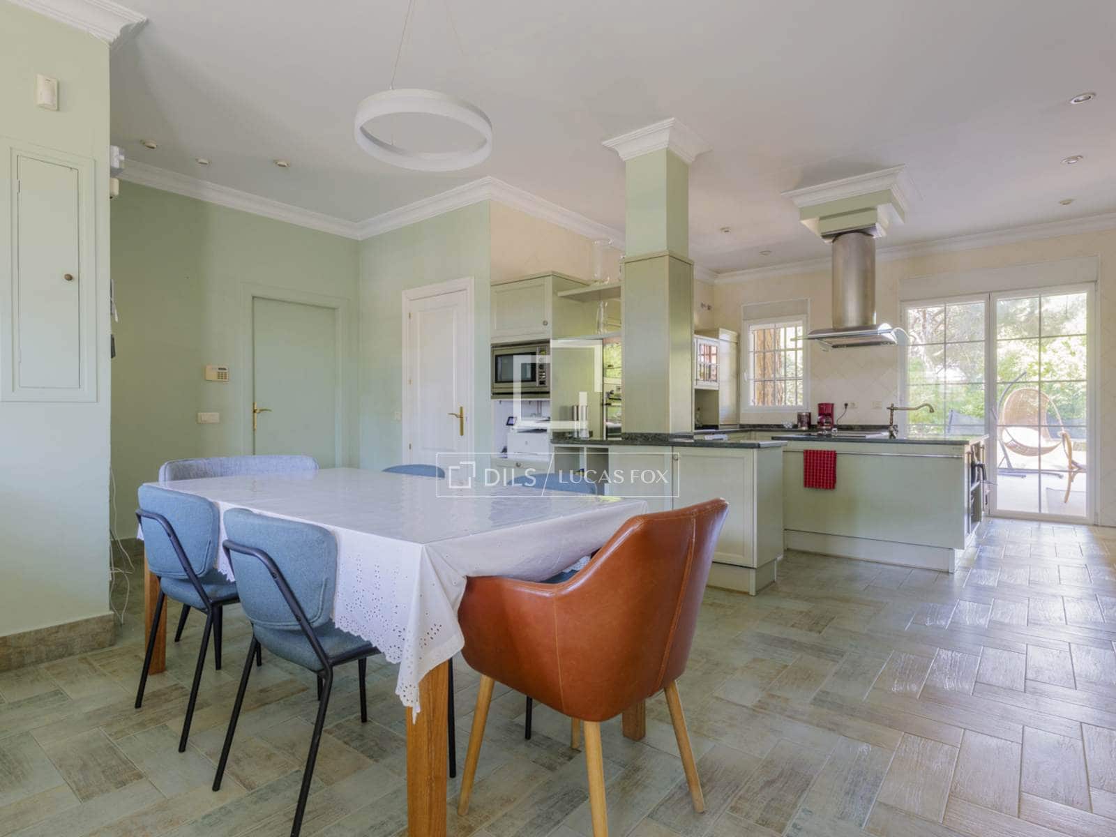 7 sypialnia Willa na sprzedaż w Pozuelo de Alarcon z basenem garażem - 3 900 000 € (Ref: 9863752)