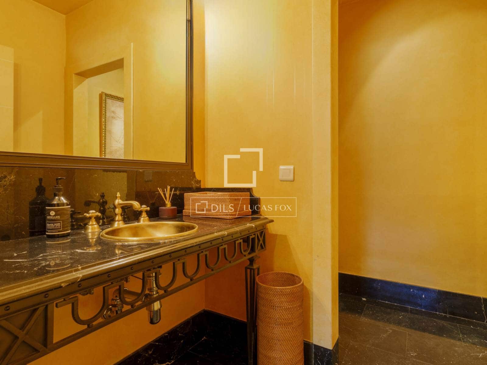 7 sypialnia Willa na sprzedaż w Pozuelo de Alarcon z basenem garażem - 3 900 000 € (Ref: 9863752)