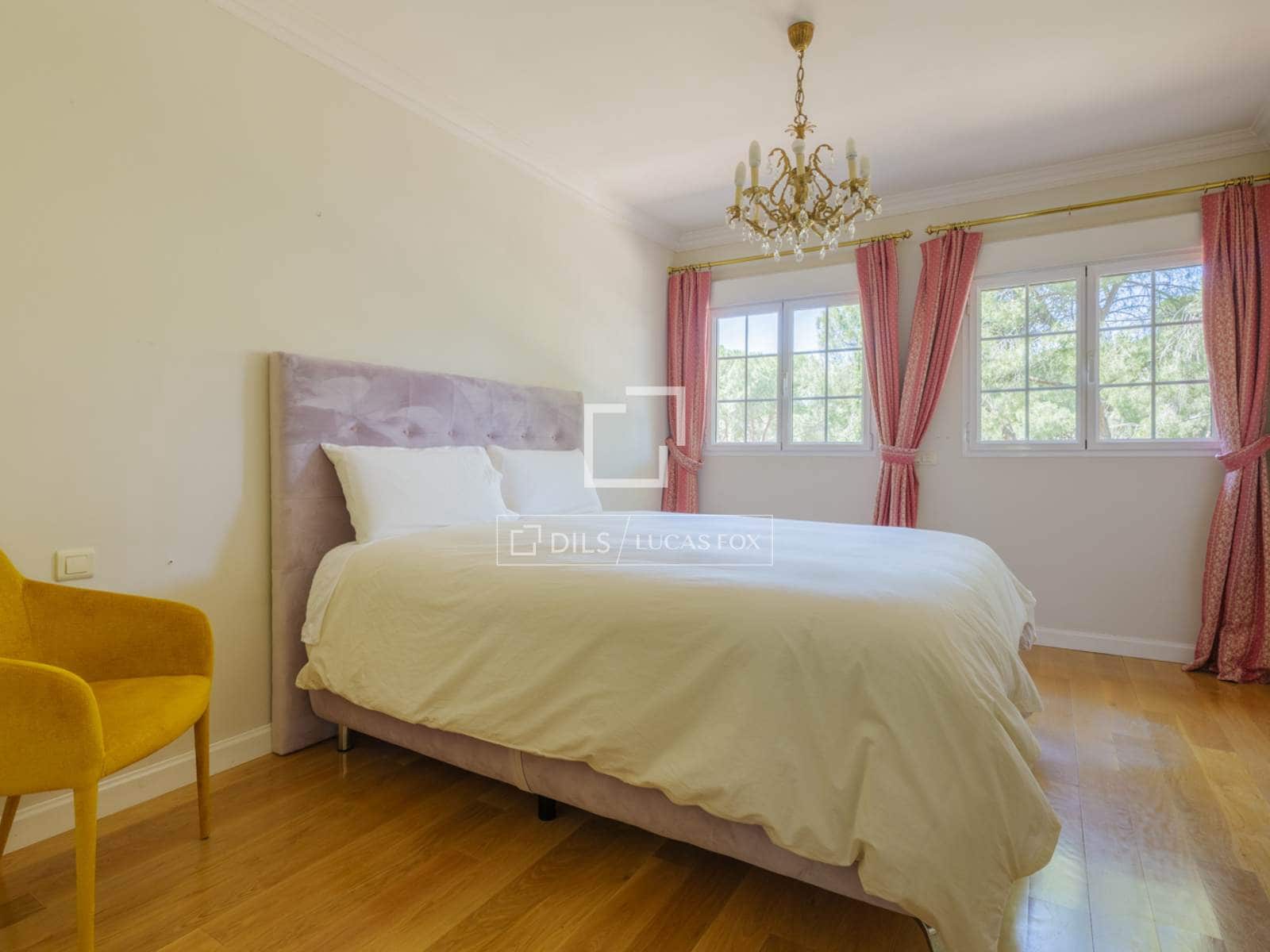7 sypialnia Willa na sprzedaż w Pozuelo de Alarcon z basenem garażem - 3 900 000 € (Ref: 9863752)