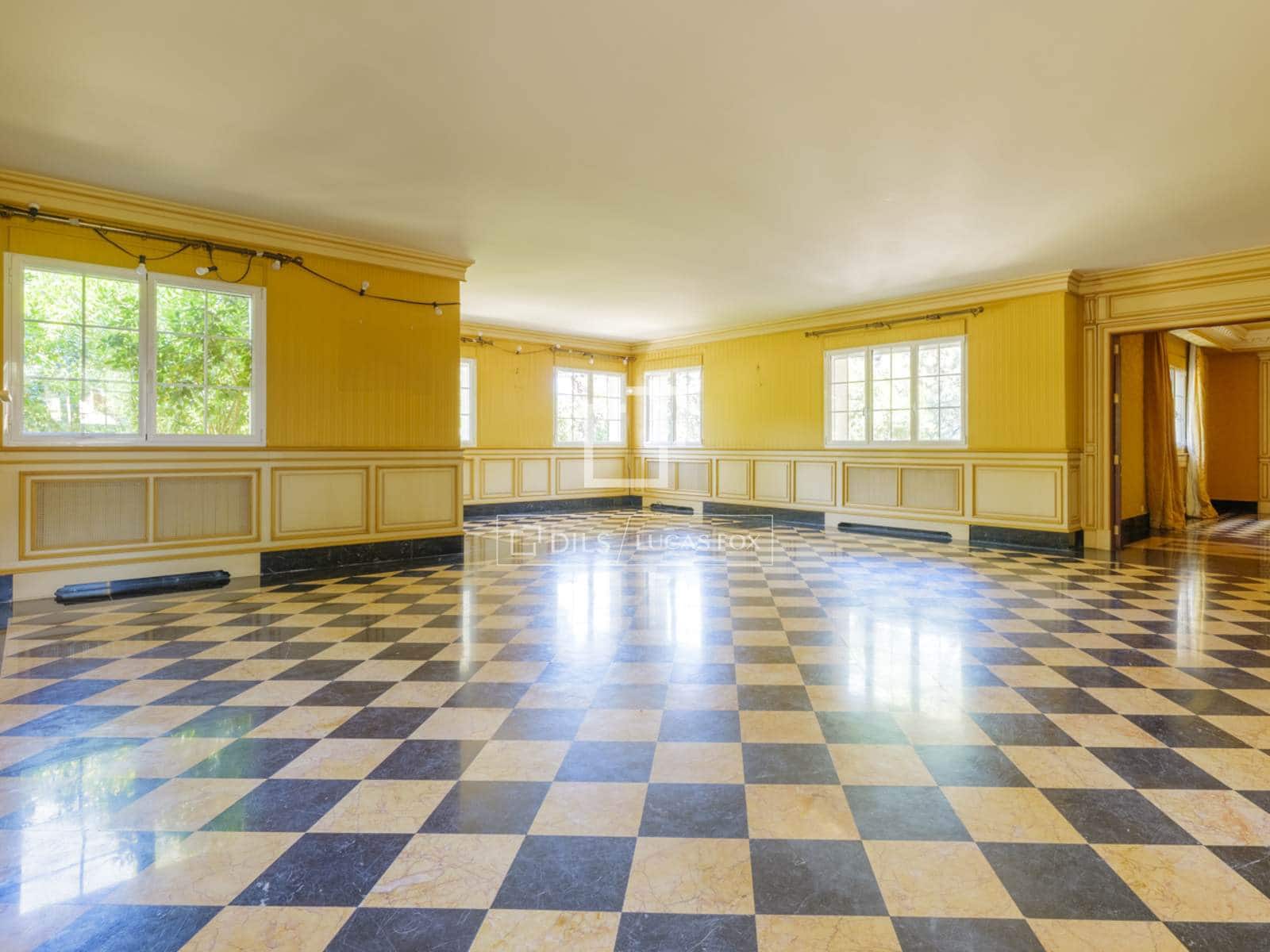 7 sypialnia Willa na sprzedaż w Pozuelo de Alarcon z basenem garażem - 3 900 000 € (Ref: 9863752)