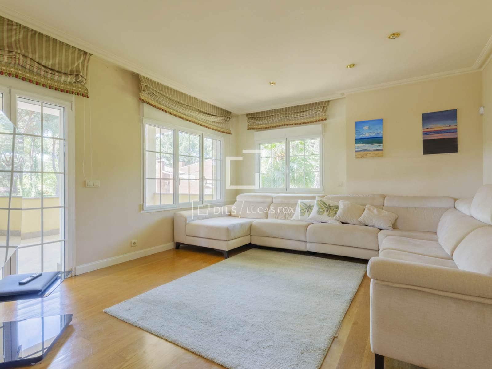7 sypialnia Willa na sprzedaż w Pozuelo de Alarcon z basenem garażem - 3 900 000 € (Ref: 9863752)