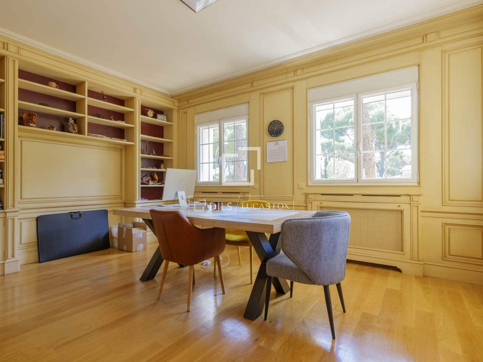 7 sypialnia Willa na sprzedaż w Pozuelo de Alarcon z basenem garażem - 3 900 000 € (Ref: 9863752)