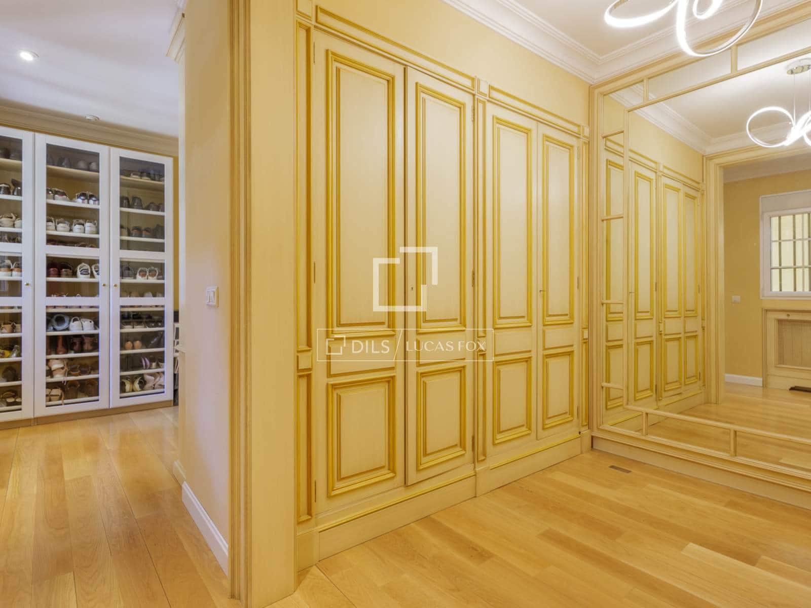 7 sypialnia Willa na sprzedaż w Pozuelo de Alarcon z basenem garażem - 3 900 000 € (Ref: 9863752)