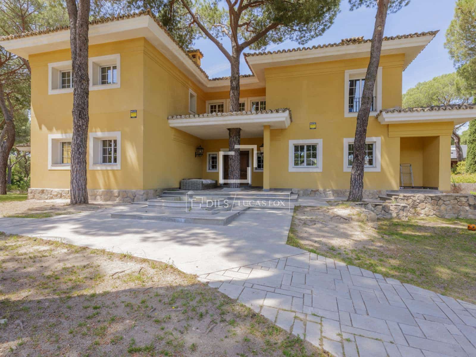 7 sypialnia Willa na sprzedaż w Pozuelo de Alarcon z basenem garażem - 3 900 000 € (Ref: 9863752)