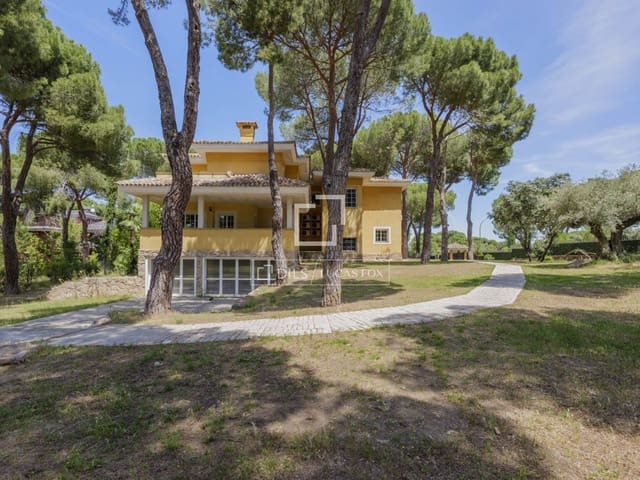 7 sovrum Villa till salu i Pozuelo de Alarcón med pool garage - 3 900 000 € (Ref: 9863752)