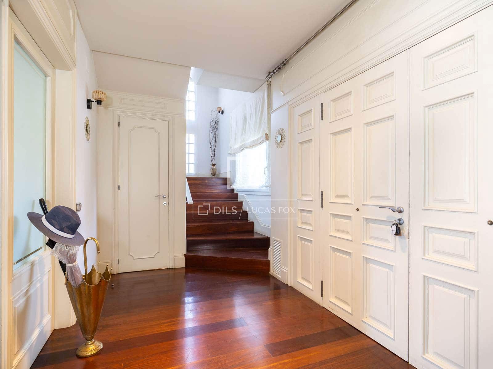 3 sypialnia Willa na sprzedaż w Sant Just Desvern z basenem garażem - 2 150 000 € (Ref: 9863753)